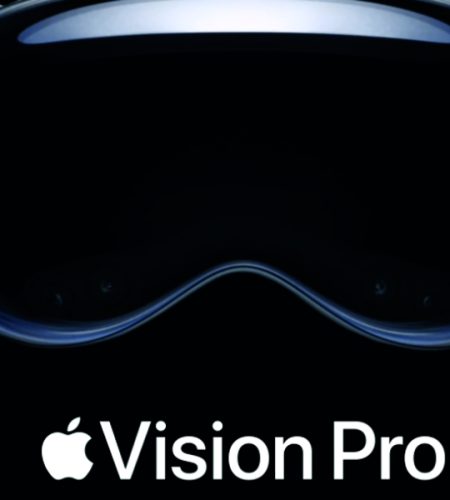 Moron’s are wearing Apple Vision Pro while driving Tesla on autopilot